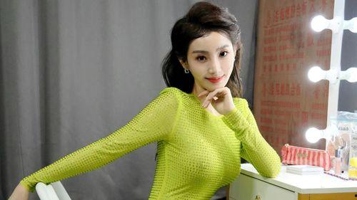 马卉吃瓜爆料视频,揭秘娱乐圈幕后真相 第2张 马卉吃瓜爆料视频,揭秘娱乐圈幕后真相 第2张